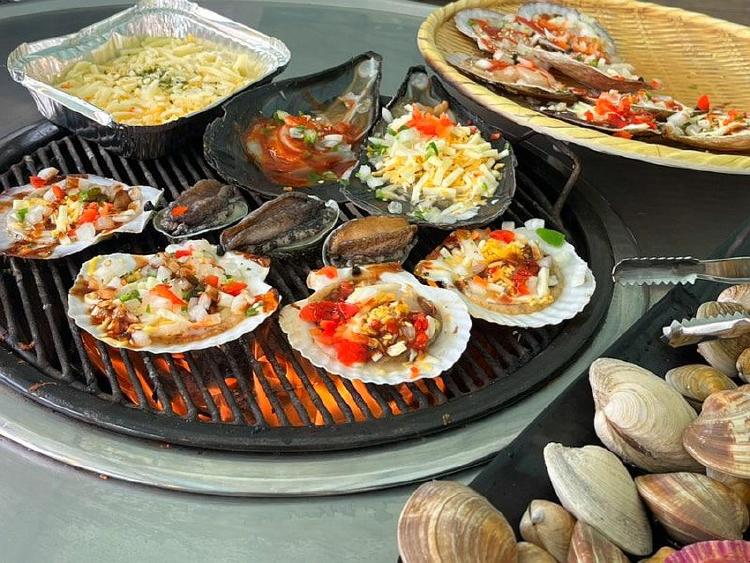 을왕리 조개구이 가성비 맛집, 진짜 숨은 보석은 어디? 현지인도 놀란 솔직 후기!