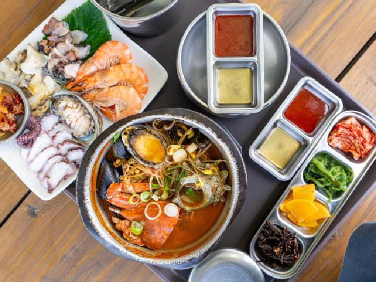 협재해수욕장 맛집, 제주 현지인도 줄 서는 진짜 이유는?