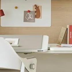 한샘 티오 각도 조절 책상, 아이 자세가 하루만에 바뀐 비밀